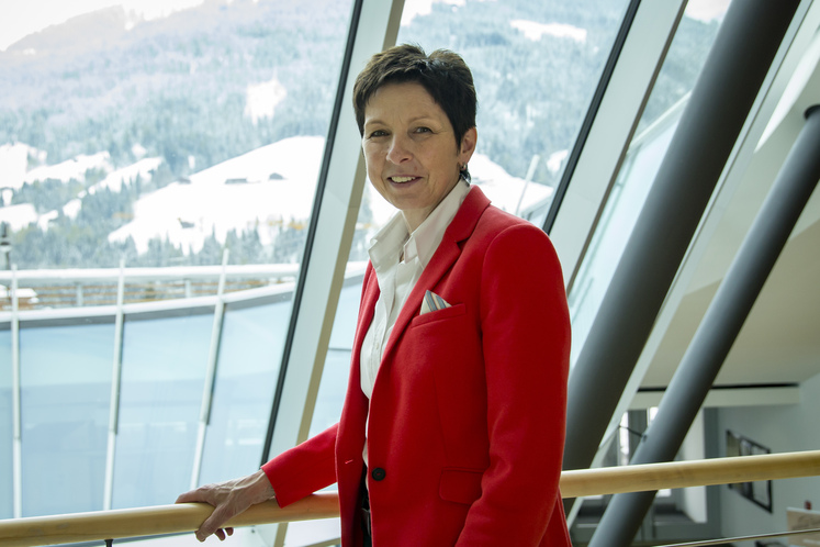 Andrea Schwarzmann Bundesbäuerin Andrea Schwarzmann: Unser Ziel ist es eine partnerschaftliche Interessenvertretung im ländlichen Raum mit einem Frauenanteil von 30 Prozent zu erreichen. Dies würde die Unternehmenskultur Praxisnähe Kommunikation und die zukunftsgerichteten Perspektiven unserer bäuerlichen Familienbetriebe positiv unterstützen“. © ARGE Bäuerinnen/Jan Hetfleisch
