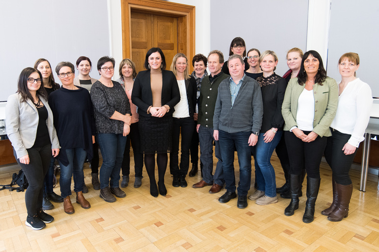 Wienexkursion Der Zamm Lehrgangsteilnehmerinnen 2020 Baeuerinnen At Zamm Unterwegs