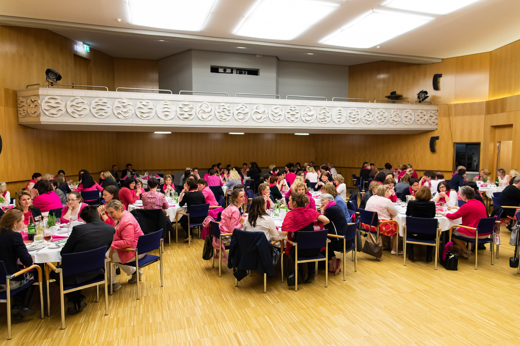 Frauen und Politik bitte zu Tisch  © LKÖ_APA_Philipp Greindl