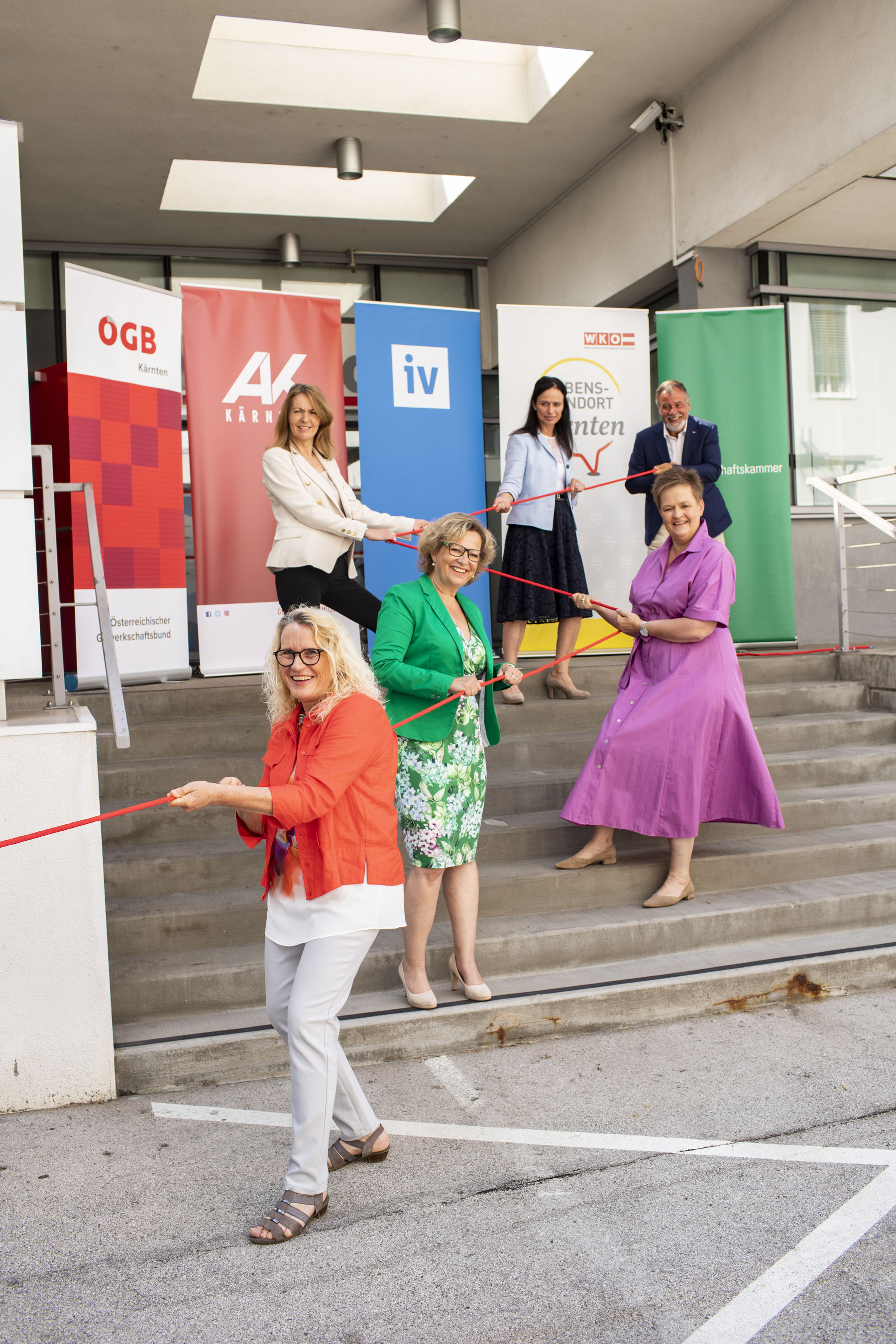 Kärntens Sozialpartner ziehen an einem Strang.jpg Kärntens Sozialpartner ziehen an einem Strang.jpg