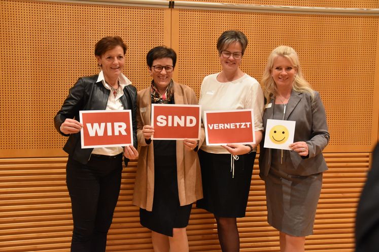 Vernetzungstreffen 1.jpg Vernetzungstreffen 1.jpg