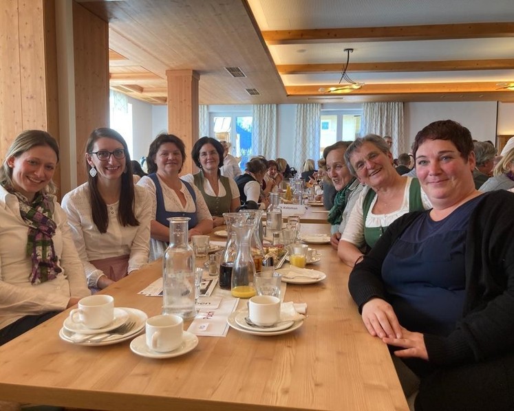 Bezirksbäuerinnentag Tennengau (3).jpg Bezirksbäuerinnentag Tennengau (3).jpg