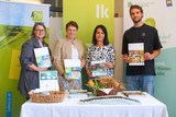 _Foto_Aktionstag_Schule trifft Bauernhof(c) LK NÖ- Anna Gindl KPH-Institutsleitern Isabella Benischek, Landwirtschaftskammer NÖ-Vizepräsidentin Andrea Wagner, KPH-Studiengangskoordinatorin Alexandra Bauer, Student Lukas Jedlićka © LK NÖ/Anna Gindl _Foto_Aktionstag_Schule trifft Bauernhof(c) LK NÖ- Anna Gindl KPH-Institutsleitern Isabella Benischek, Landwirtschaftskammer NÖ-Vizepräsidentin Andrea Wagner, KPH-Studiengangskoordinatorin Alexandra Bauer, Student Lukas Jedlićka © LK NÖ/Anna Gindl
