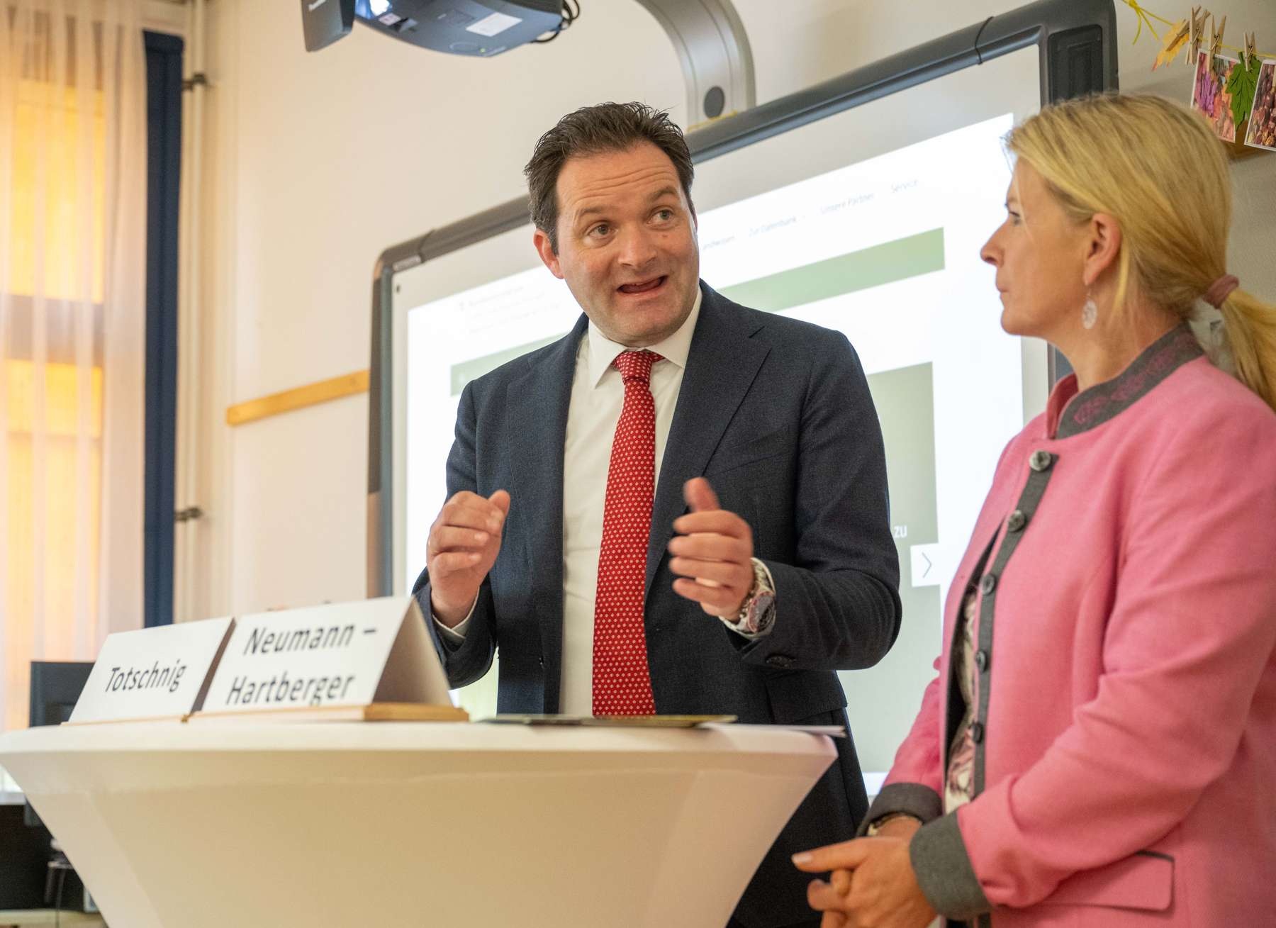 BM Totschnig und Bundesbäuerin Neumann-Hartberger