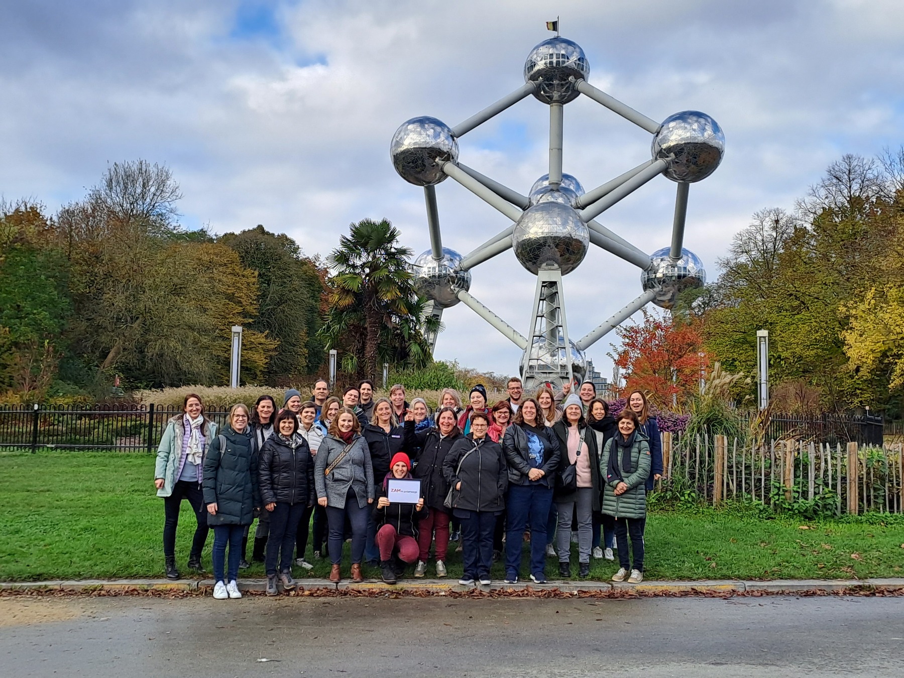 Gruppenfoto vorm Atomium