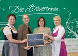 Wahlen in den Bäuerinnen-Vereinen NÖ 1.jpg Wahlen in den Bäuerinnen-Vereinen NÖ 1.jpg