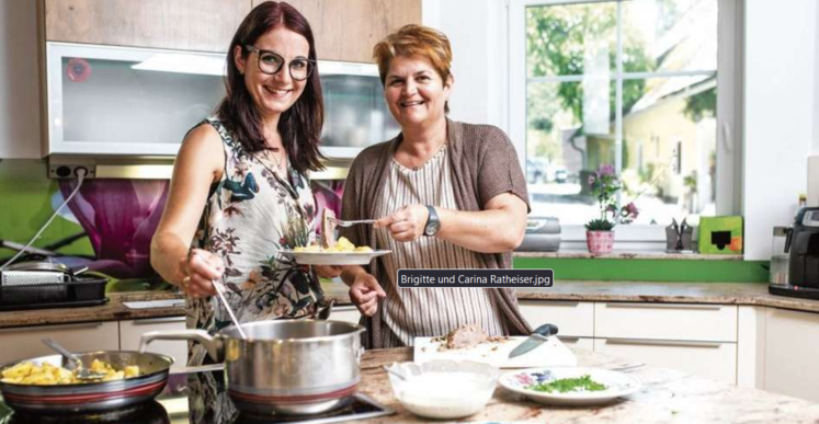 Brigitte und Carina Ratheiser.png Brigitte und Carina Ratheiser.png