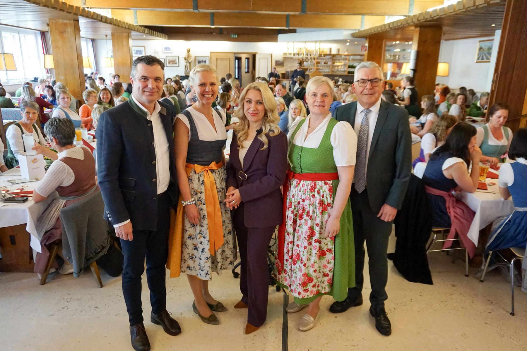 Bezirksbäuerinnentag Salzburg.jpg Bezirksbäuerinnentag Salzburg.jpg