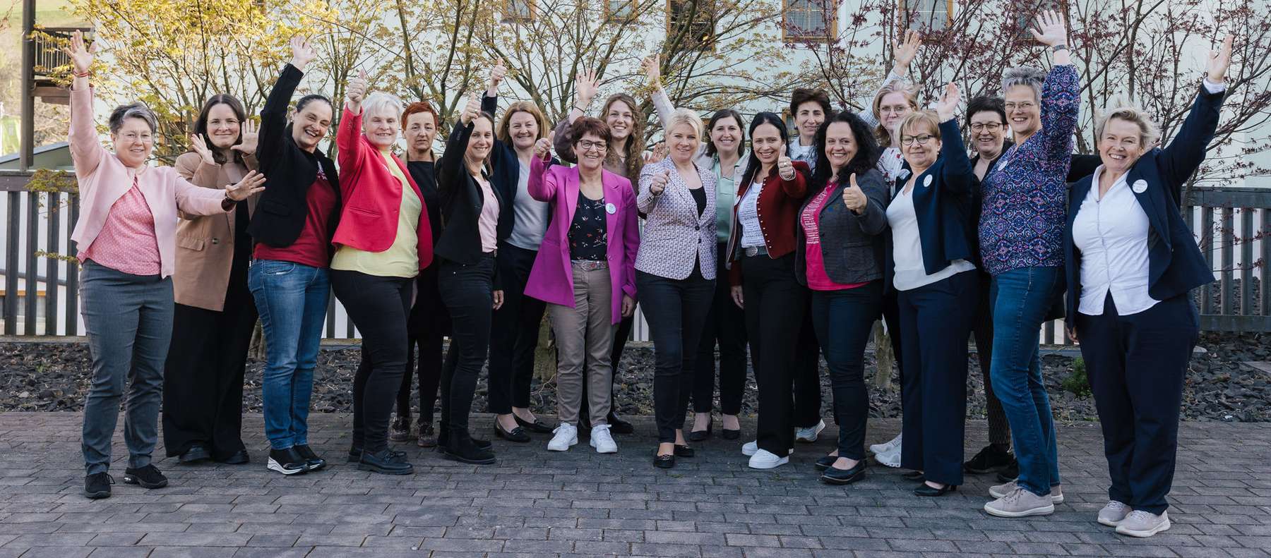 137 - 20250407 Bundestagung Bezirksbäuerinnen Gruppenfotos-35.jpg