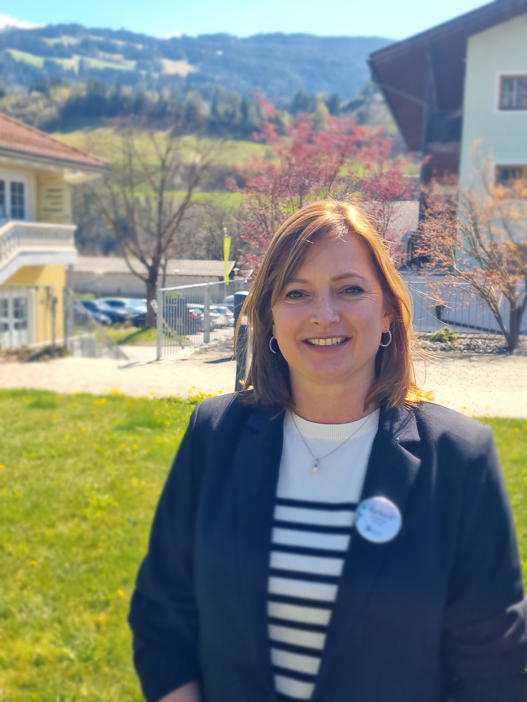 Ing. Barbara Altersberger, Bezirkssprecherin Bezirk Villach.jpg Ing. Barbara Altersberger, Bezirkssprecherin Bezirk Villach.jpg