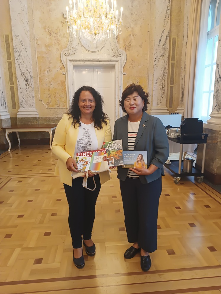 Südkoreanische Bäuerinnendelegation in Österreich 1 07.07.2025 2.jpg
