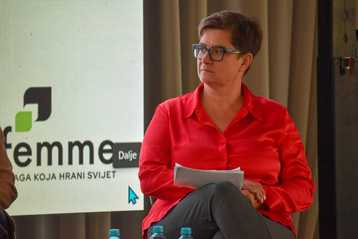 Gabriele Biricz Agrofemme.jpg