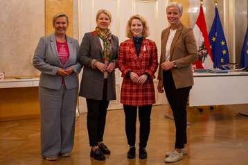 Besuch bei der Frauenministerin 2025 1.jpg