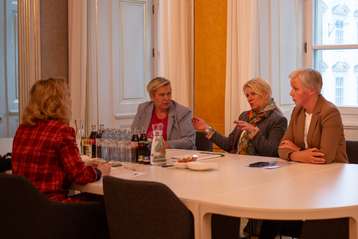 Besuch bei der Frauenministerin 2025 3.jpg