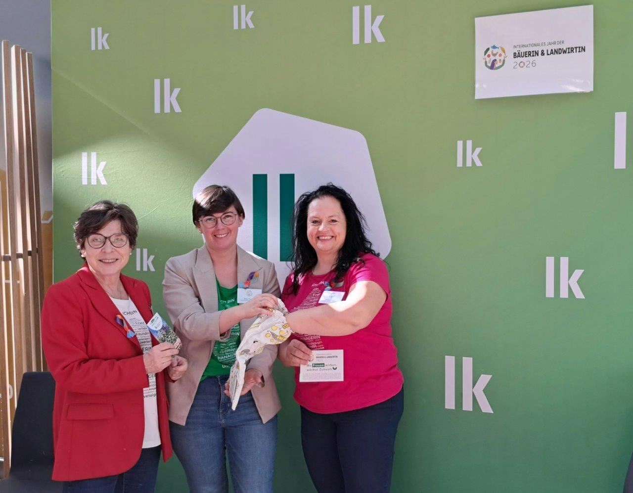 Einsatz der Bäuerinnen OÖ am Weltfrauentag 2026 1.jpg