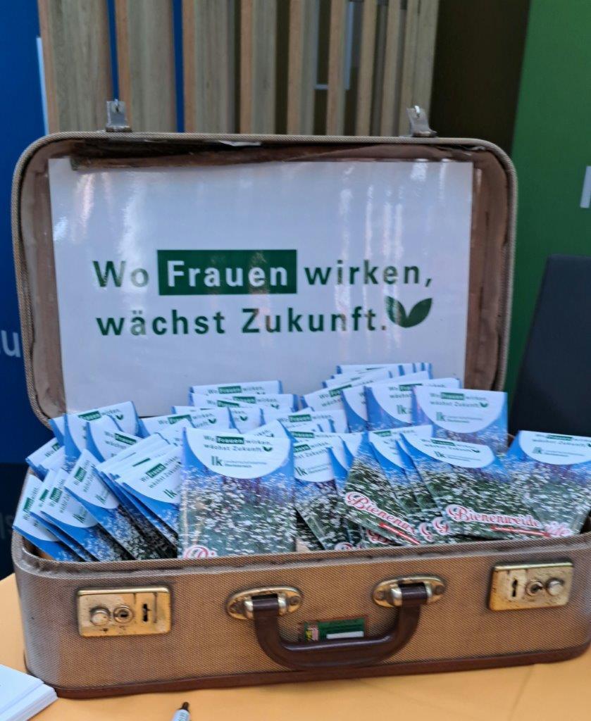 Einsatz der Bäuerinnen OÖ am Weltfrauentag 2026 3.jpg