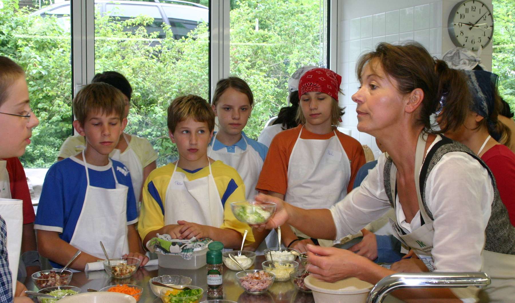 Seminarbäuerin und Kinder .jpg