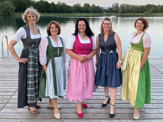 OÖ Landesbäuerin + Viertelsbäuerinnen nach der Wahl © Bauernbund OÖ