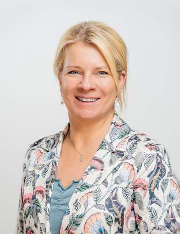 Bundesbäuerin Irene Neumann-Hartberger.jpg