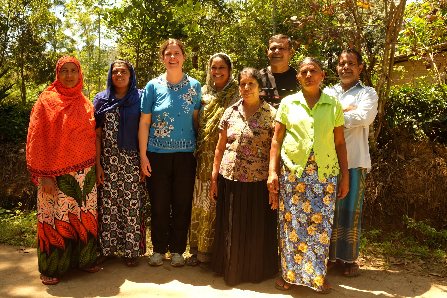 Sri Lanka Feb. 2015 Im Gespräch mit Bäuerinnen ©David Witzeneder.jpg