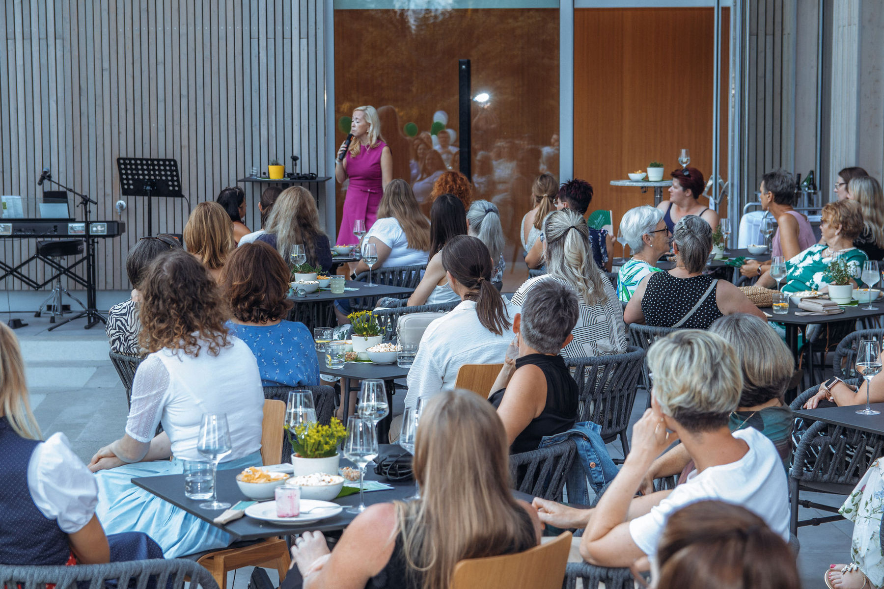 Sommerlounge der Bäuerinnen Kärnten © achimmandlerphotography für Bäuerinnen Kärnten