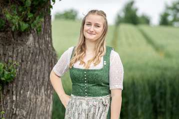 Foto Johanna Mader.jpg