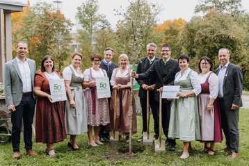 Foto 3 50 Jahre Bäuerinnen NÖ.jpg