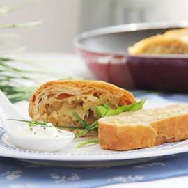 Krautstrudel in der Pfanne.jpg Krautstrudel in der Pfanne.jpg