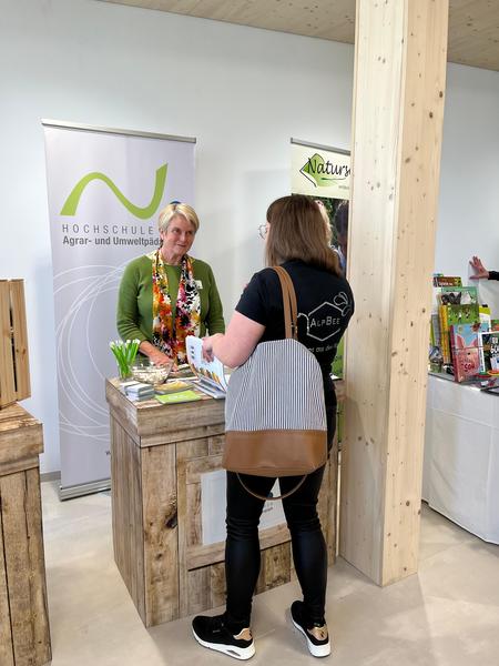 Praktikerinnen Treffen.jpg