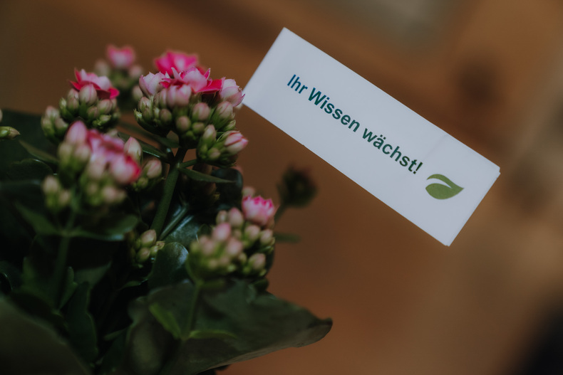 LFI 20230629 Zertifikatsverleihung 001 2SB09565.jpg LFI 20230629 Zertifikatsverleihung 001 2SB09565.jpg