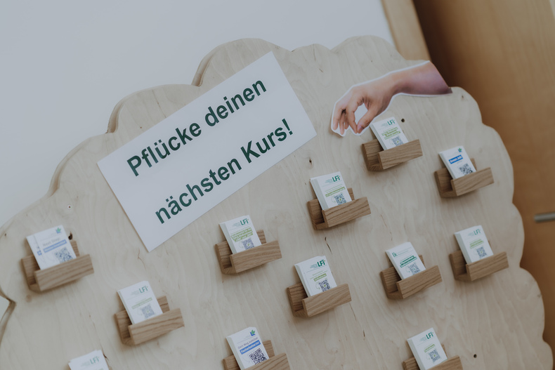 LFI 20230629 Zertifikatsverleihung 024 1SB07022.jpg LFI 20230629 Zertifikatsverleihung 024 1SB07022.jpg