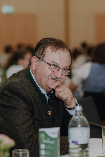 LFI 20230629 Zertifikatsverleihung 064 1SB07194.jpg LFI 20230629 Zertifikatsverleihung 064 1SB07194.jpg