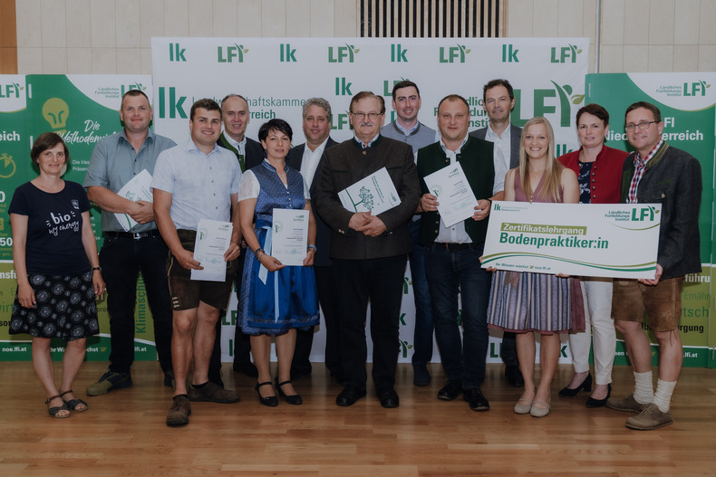 LFI 20230629 Zertifikatsverleihung 084 2SB09635.jpg LFI 20230629 Zertifikatsverleihung 084 2SB09635.jpg