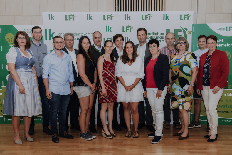 LFI 20230629 Zertifikatsverleihung 113 2SB09743.jpg LFI 20230629 Zertifikatsverleihung 113 2SB09743.jpg