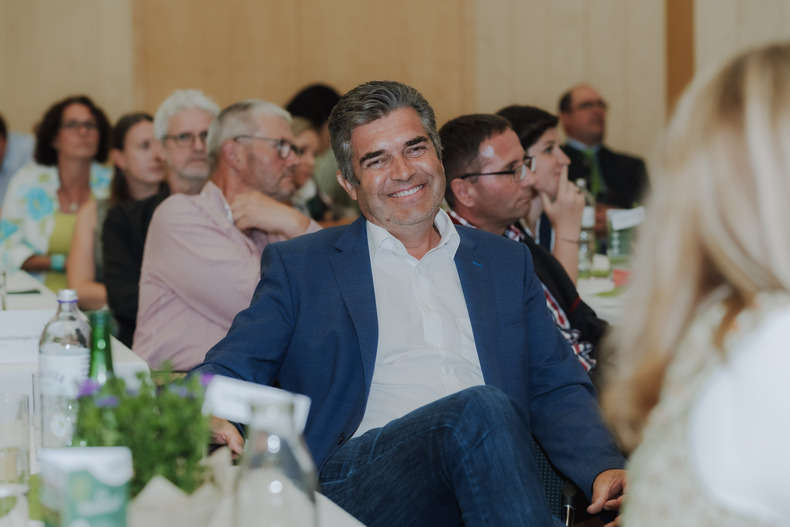 LFI NOE 20240626 Zertifikatsverleihung 106 1SB01011 (c)SophieBalber.jpg LFI NOE 20240626 Zertifikatsverleihung 106 1SB01011 (c)SophieBalber.jpg