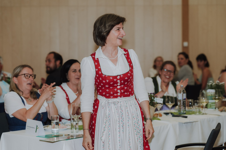 LFI NOE 20240626 Zertifikatsverleihung 153 1SB01141 (c)SophieBalber.jpg LFI NOE 20240626 Zertifikatsverleihung 153 1SB01141 (c)SophieBalber.jpg