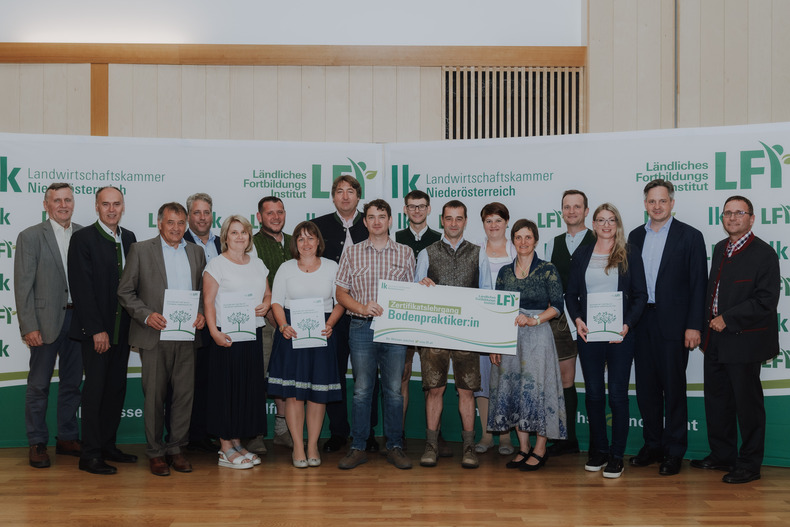 ok LFI NOE 20240626 Zertifikatsverleihung 104 2SB03549 (c)SophieBalber.jpg ok LFI NOE 20240626 Zertifikatsverleihung 104 2SB03549 (c)SophieBalber.jpg