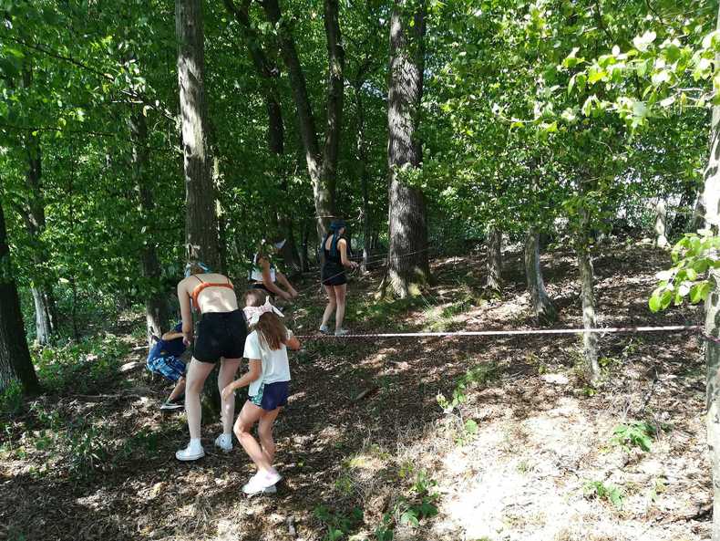 Jugendliche erleben Natur.jpg Jugendliche erleben Natur.jpg