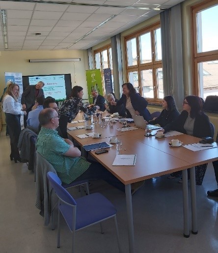 3. Fokusgruppe: Ankommen und Austausch der Teilnehmer:innen.jpg 3. Fokusgruppe: Ankommen und Austausch der Teilnehmer:innen.jpg