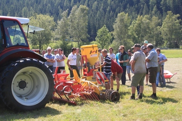 [177246161888184.jpg]