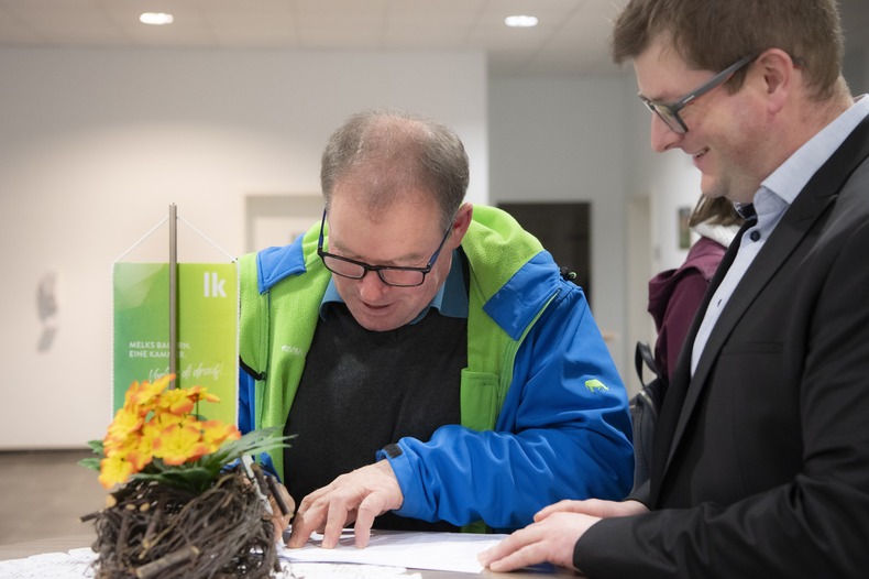 1 - Bildungsabend (1).jpg