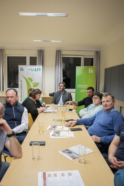 26 - Bildungsabend (26).jpg