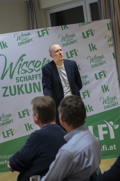 37 - Bildungsabend (37).jpg