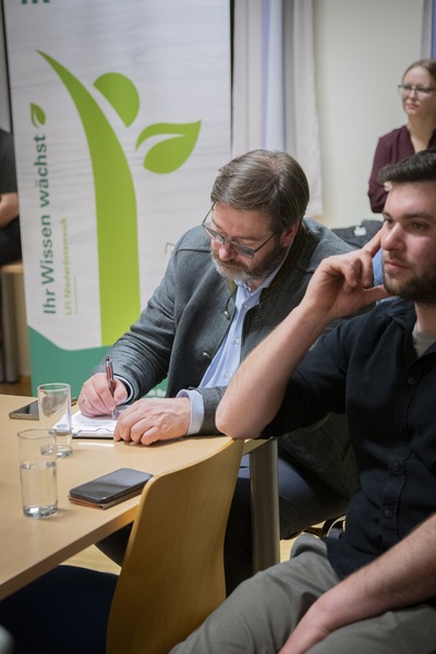 42 - Bildungsabend (42).jpg