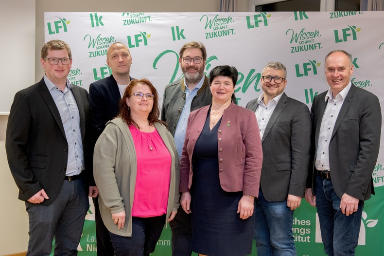 54 - Bildungsabend (54).jpg