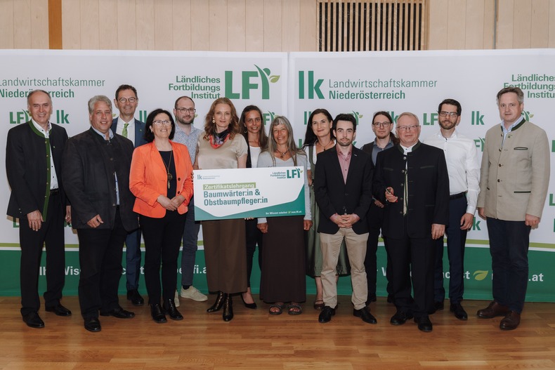 LFI NOE 20260511 Zertifikatsverleihung 055 2SB07085 (c)SophieNaglBalber.jpg