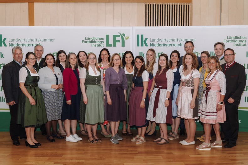 LFI NOE 20260511 Zertifikatsverleihung 122 2SB07357 (c)SophieNaglBalber.jpg
