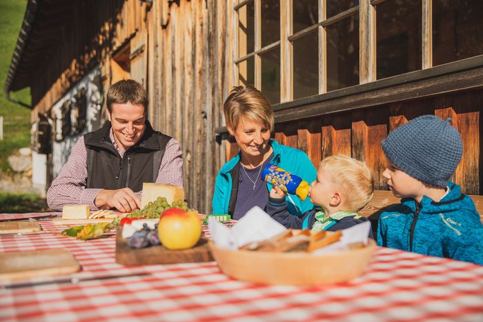 [1555579700582249_1.jpg]