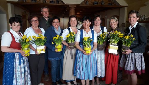 Treffen frauen in burgenland. Gedersdorf professionelle Singles frauen in sankt veit im pongau. Eibiswald amerikaner Frau single in adnet. Grafendorf bei Nette leute kennenlernen bad vigaun. Keine email sextreffen