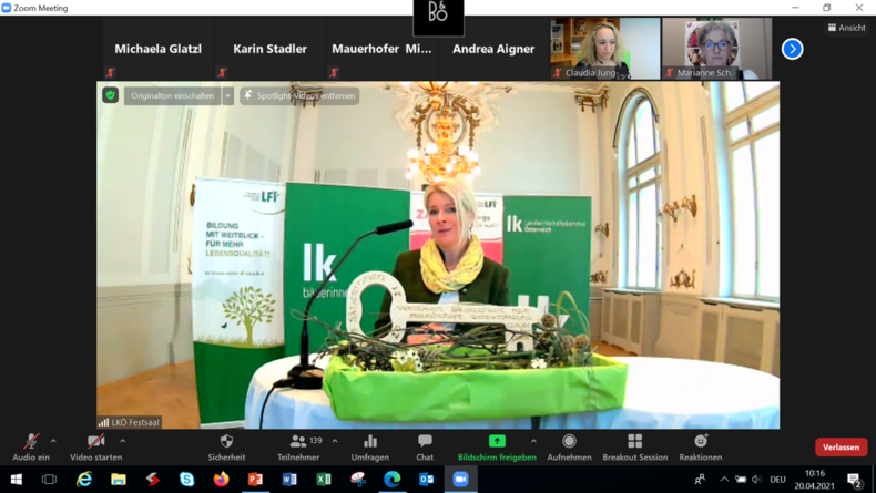 Wir bauen weiter! © ARGE Österreichischer Bäuerinnen Wir bauen weiter! © ARGE Österreichischer Bäuerinnen